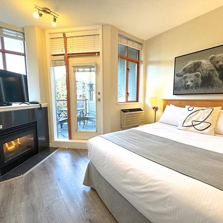 וויסטלר Alpenglow Lodge By Mva מראה חיצוני תמונה